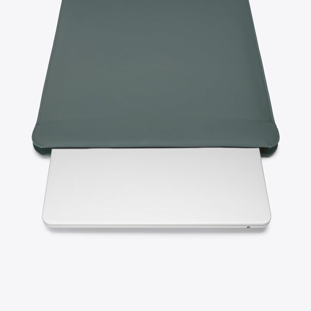 Sora Medium Laptop Sleeve