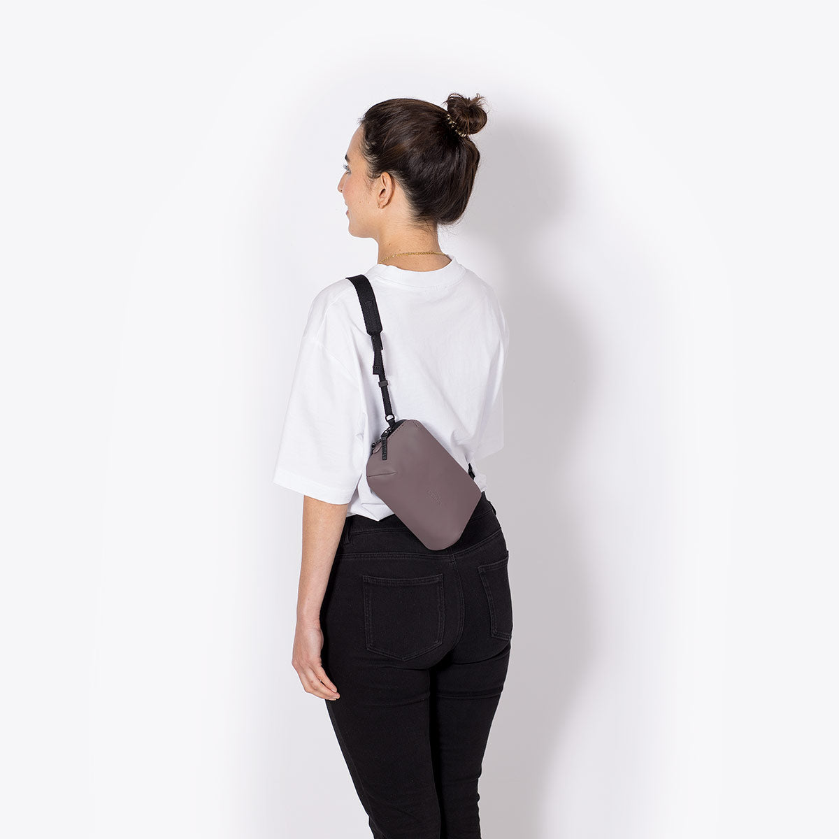 Ando Crossbody Bag - Grape / Medium