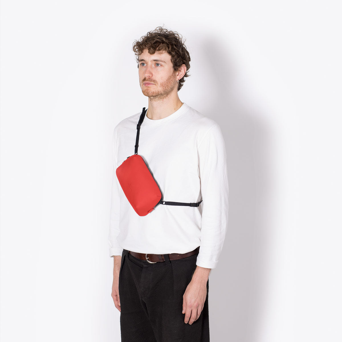 Ando Crossbody Bag - Red / Medium