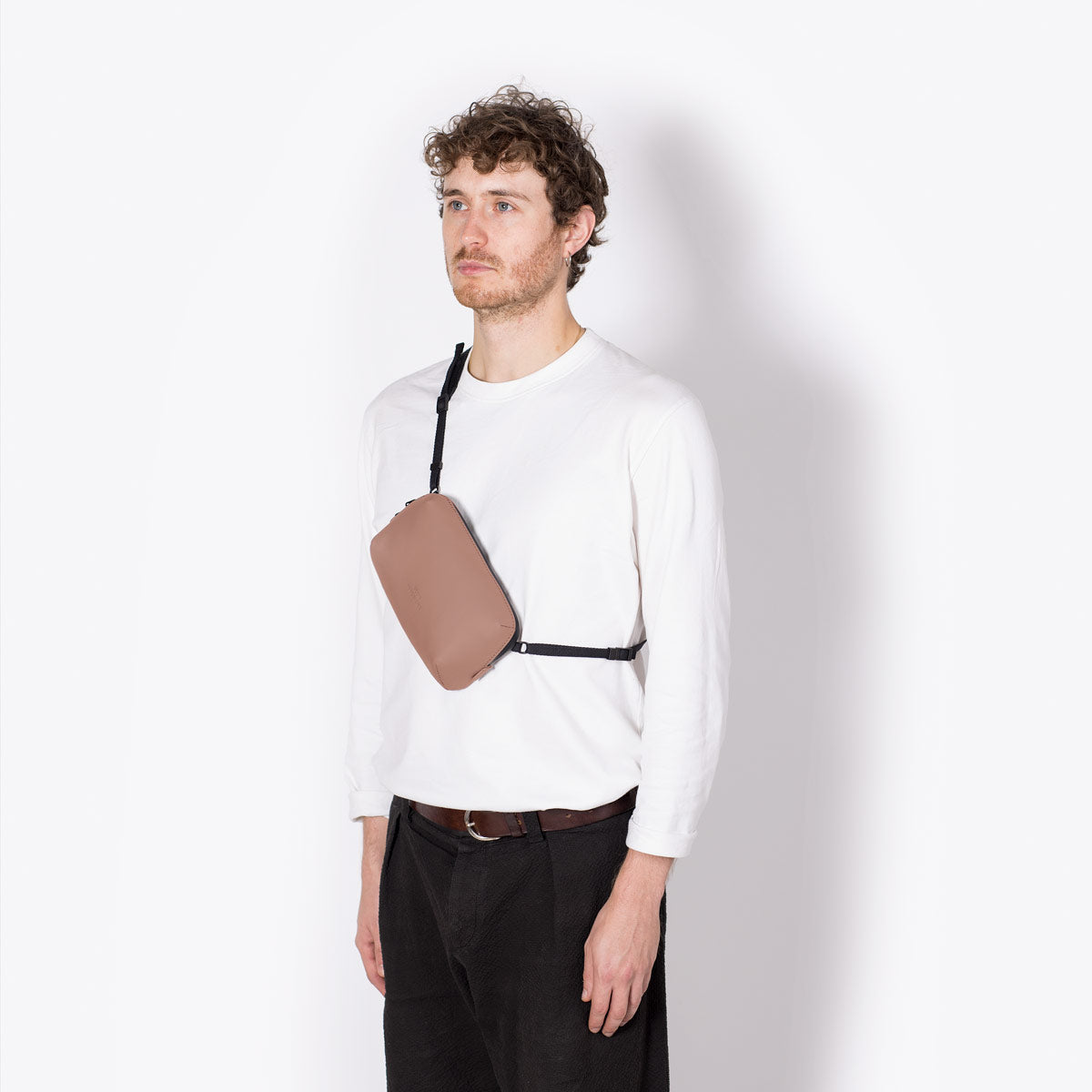Ando Crossbody Bag - Redwood / Medium