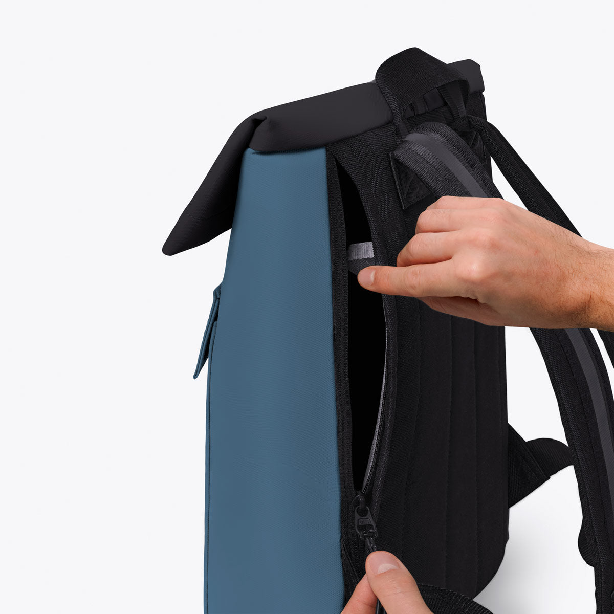 Jannik Roll-Top Backpack - Petrol - Black / Medium