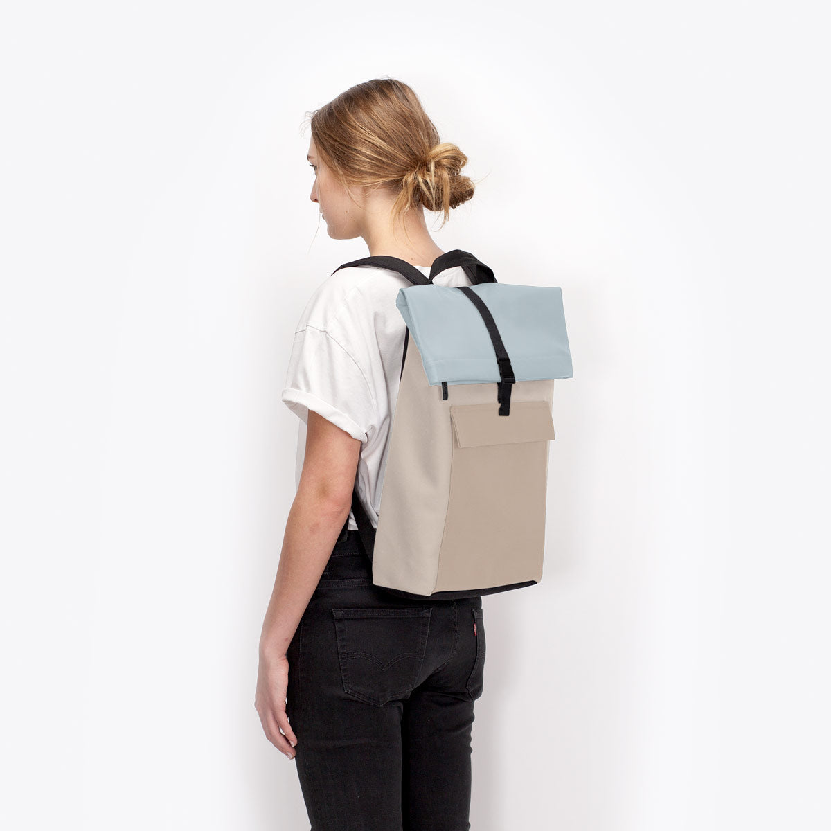 Jannik Roll-Top Backpack - Light Sand - Sand / Medium
