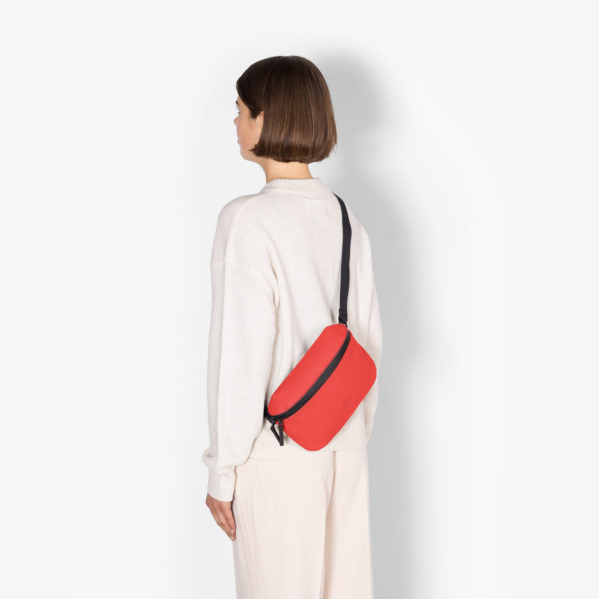 Jona Crossbody Bag - Red / Large