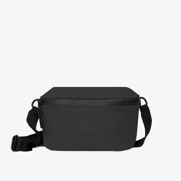 Black / Medium