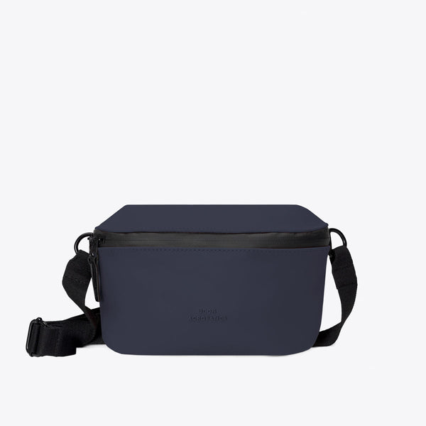 Dark Navy / Medium