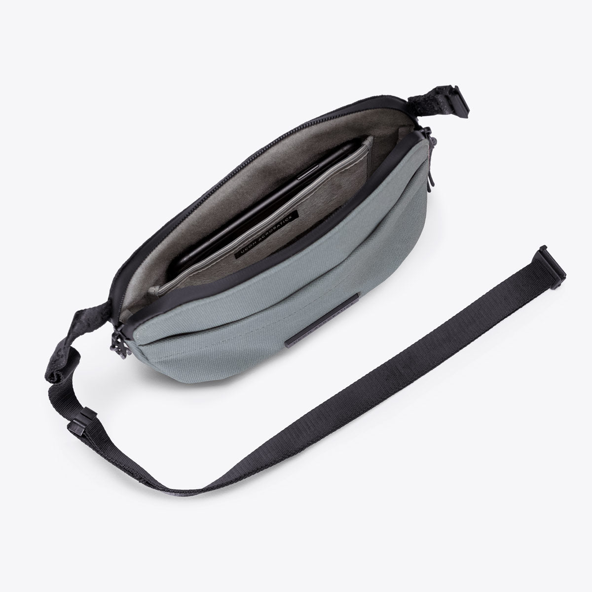 Melvin Crossbody Bag - Pigeon Blue Reflective / Medium