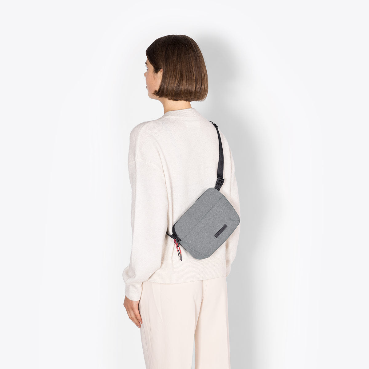 Melvin Crossbody Bag - Pigeon Blue Reflective / Medium