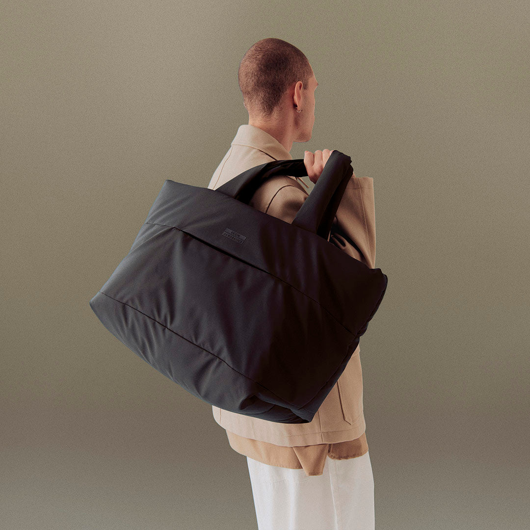 Olivia Puffy Bag - Black / Large